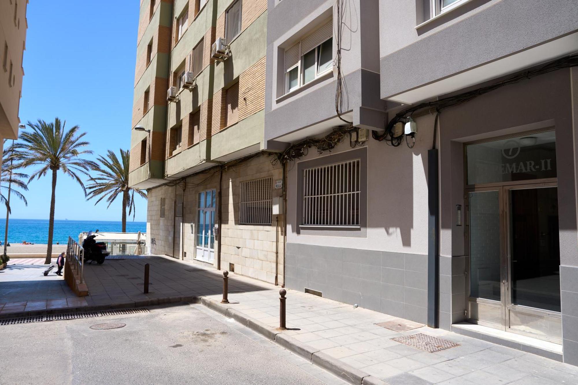 Paseo Maritimo - Apartamento A Estrenar, A Pie De Playa, Con 2 Banos Almeria Ngoại thất bức ảnh